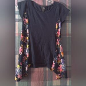 Rue21 Black Floral Short Sleeve Top